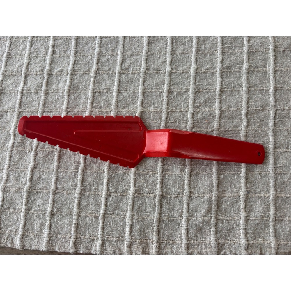 vintage red Tupperware cake and pie server, model 1228-7